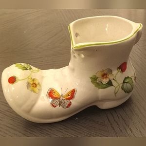 Vintage James Kent ltd Shoe "Strawberry"